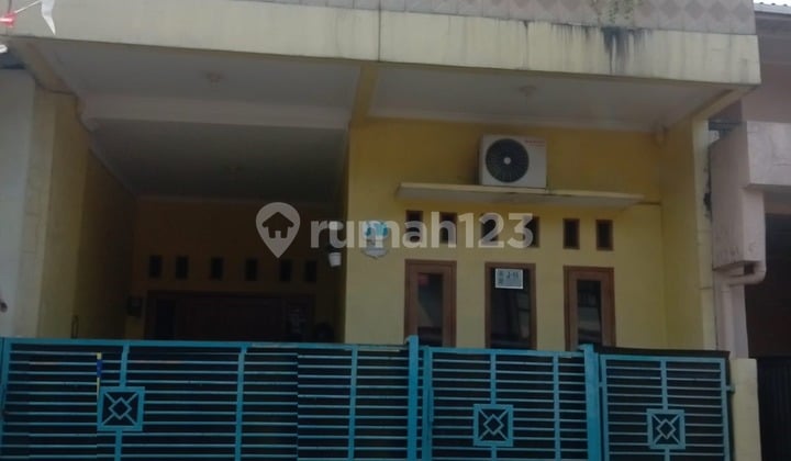 Rumah 2 Lantai, Ada Balkon,, Cilodong, 15 Menit Ke Tol Cijago