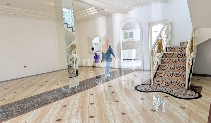 For Rent House In Citra Gran Cibubur Luxury