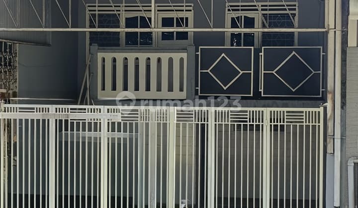 Sewa Rumah 2 Lantai Siap Huni di Kawasan Kupang Jaya