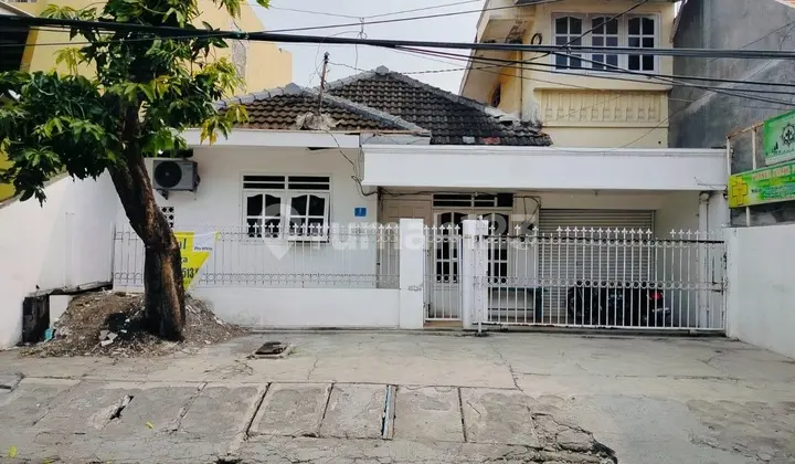 Rumah Nyaman Nol Jalan Raya Di Kawasan Simorejo
