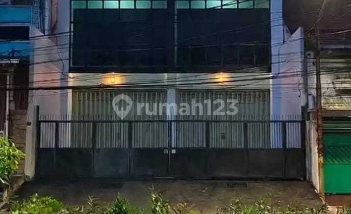 Sewa Ruko Lokasi Premium di Darmo Baru Barat Siap Huni