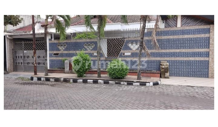 Rumah Luas Siap Huni Lokasi Strategis Di Dukuh Kupang Barat