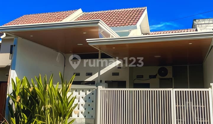 Rumah Siap Huni Lingkungan Aman Di Gmr Menganti