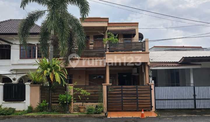 Rumah 2 Lantai Siap Huni di Limus Pratama Bogor - 4 Kamar Tidur, Akses 2 Mobil, Lokasi Strategis