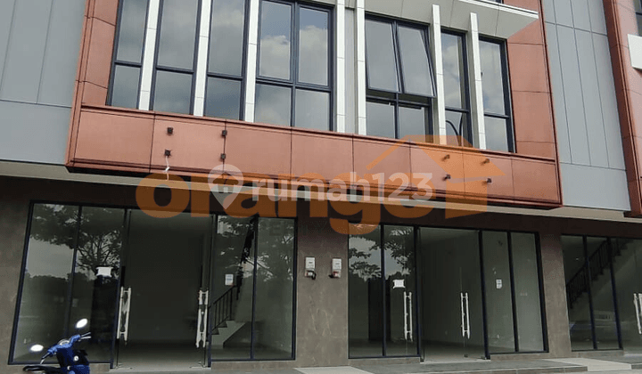 Di Sewakan Ruko 3 Lantai Lokasi Strategis di Kota Wisata Cibubur