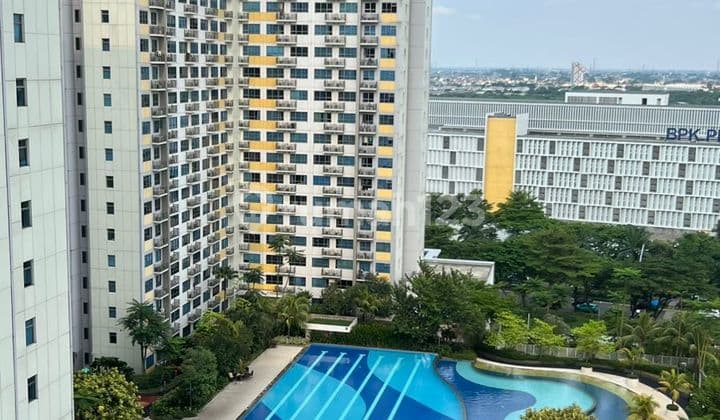 Dijual/Disewakan Unit Studio Tower Caldesia Lt.17 View Pool di Apt. Springlake Summarecon Bekasi