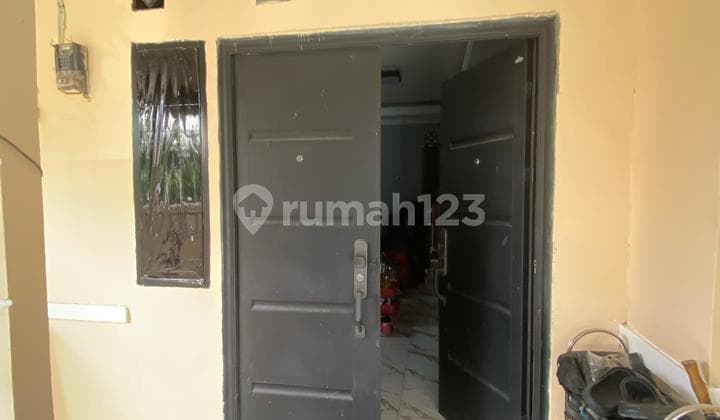 Rumah Hook 3 Menit Dari Tol Kayumanis