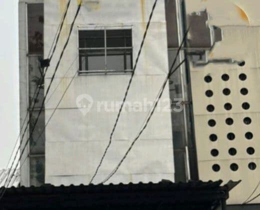 Ruko Strategis di Tebet! Lokasi Dekat dengan Pusat Bisnis, Akses Mudah. Cocok untuk Bisnis Retail, Kantor, atau Jasa.sewa Ruko, Harga Kompetitif! Hubungi Kami!