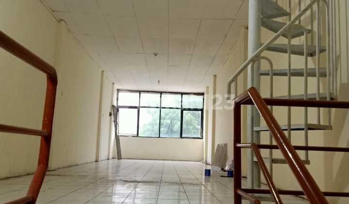 Sewa Ruko 3 Lantai Letak Strategis di Manggarai Tebet Jakarta Seltan