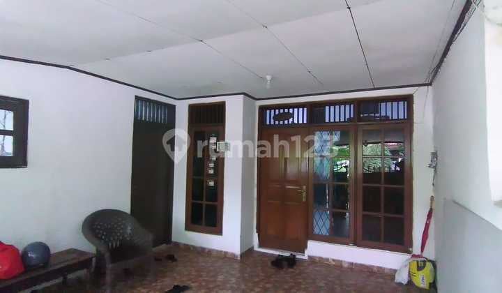 Jual Cepat Rumah di Kelapa Gading Lokasi Strategis, Fasilitas Lengkap, dan Lingkungan Tenang. Dapatkan Harga Terbaik! Hubungi Kami untuk Info Lebih Lanjut!