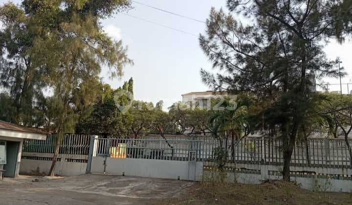 Sell Warehouse in Premium Location with Growing Investment in Pluit, North Jakarta
