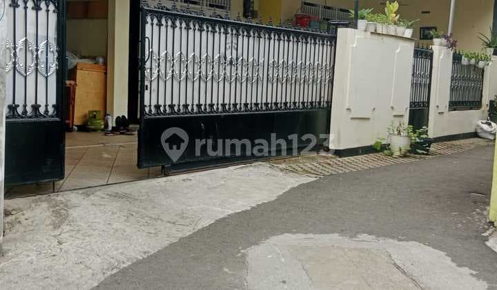 For Sale: Beautiful and Neat House in East Pejaten, Pasar Minggu, South Jakarta