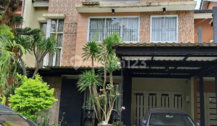 Jual Cepat Rumah Asri Nyaman 2 Lantai Semi Furnished di BSD Delatinos