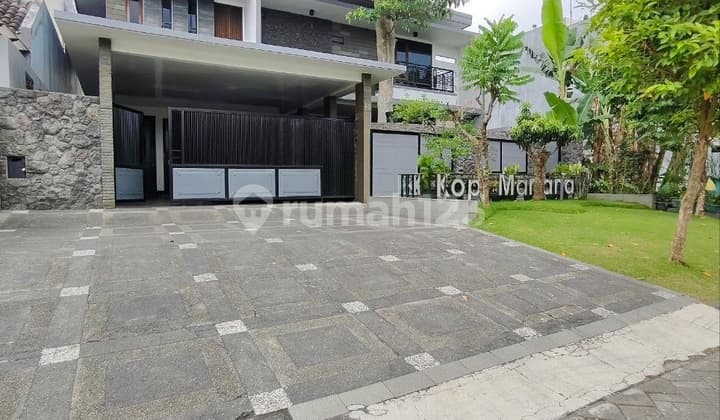 Dijual Rumah Asri Nyaman Diaraya Malang