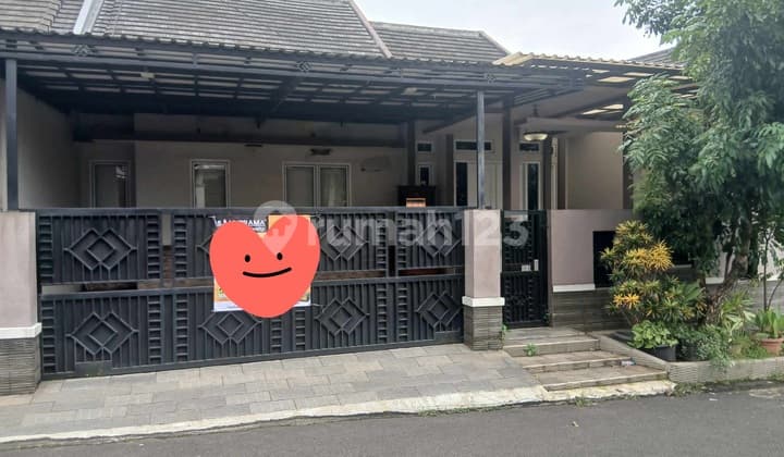 Rumah Mewah Hook-Style di Bella Casa Depok - Selangkah ke Stasiun & Rs Hermina