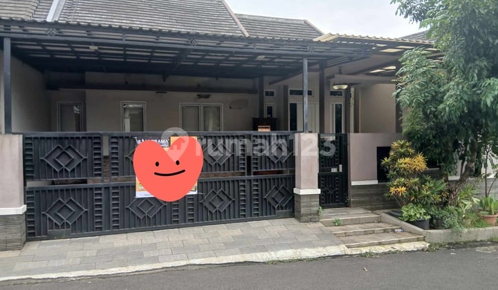 Rumah Mewah Hook-Style di Bella Casa Depok - Selangkah ke Stasiun & Rs Hermina