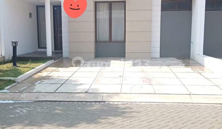 Dijual Rumah Second Siap Huni Tanah Luas Lokasi Strategis Disawangan,depok