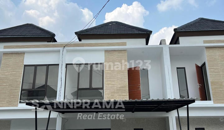 2-Story House Ready to Occupancy with No Down Payment in a Cluster at Cimanggis, Depok