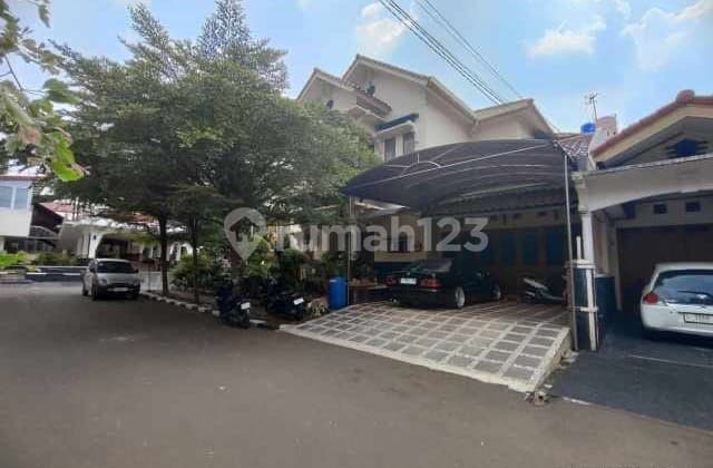 Rumah Mewah 2 Lantai Di Hook - Kawasan Elite Pesona Kayangan, Depok Dijual Cepat & Bisa Nego!