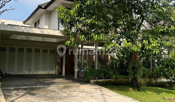 Rumah2 Lantai Dalam Cluster Di Lebak Bulus, Jakarta Selatan.