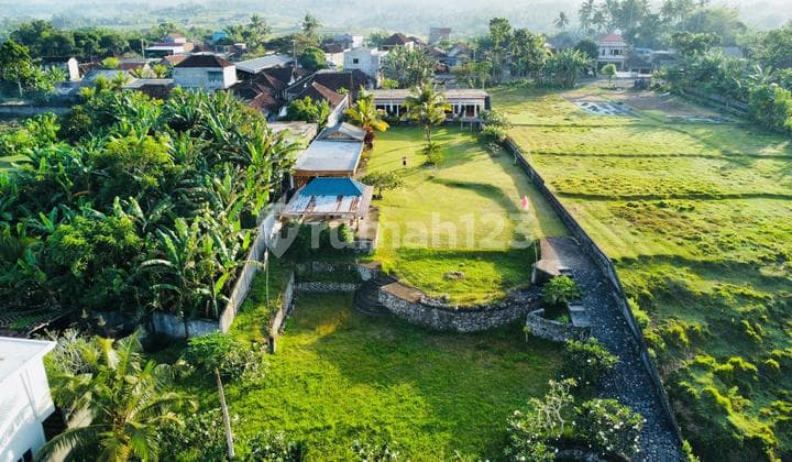 Rumah dengan view luar biasa. Lokasi Terbaik di Medewi, Jembrana