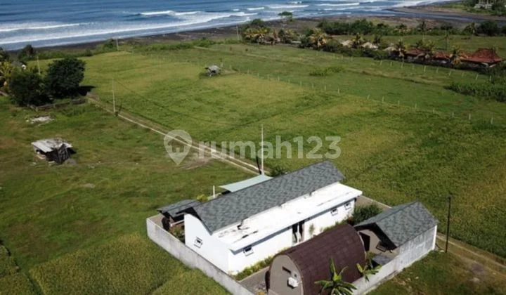 Rumah Furnished Dekat Medewi Point Surf Spot. | SHM, Lingkungan Tenang - Rp 3,6 M