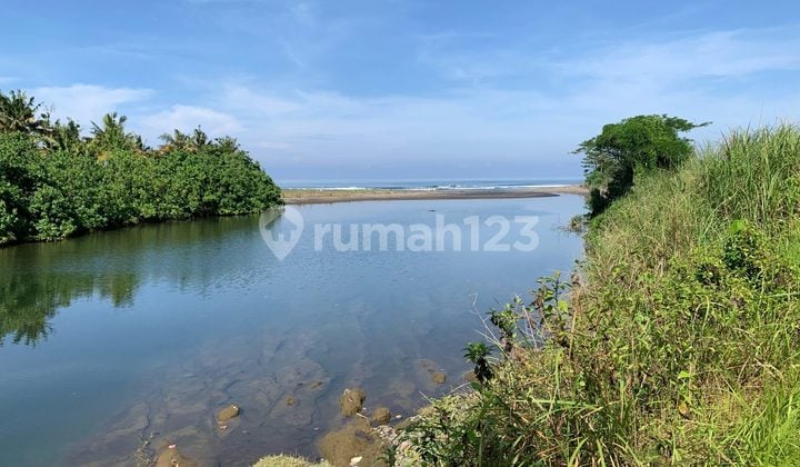 Tanah Istimewa 38 Are di Lokasi Unik Pertemuan Sungai dan Laut
