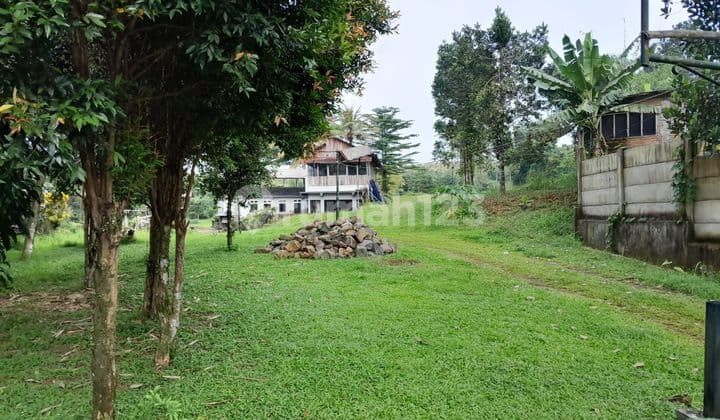 Land & Building on Jl Raya Ciomas Bogor