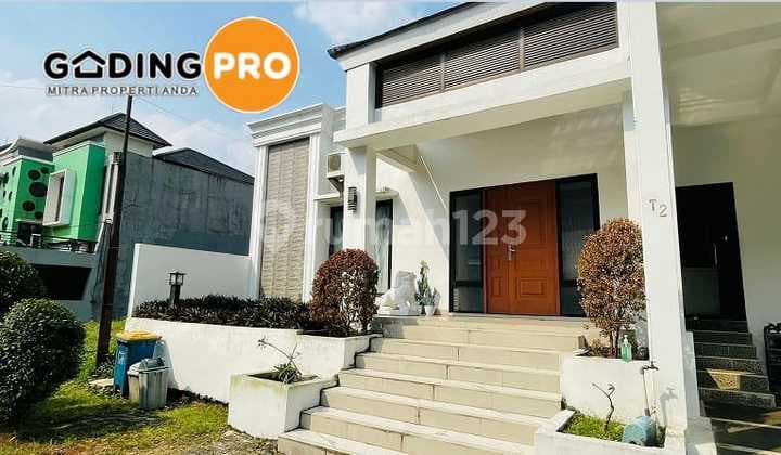 Nyamandi Pesona Khayangan Depok House