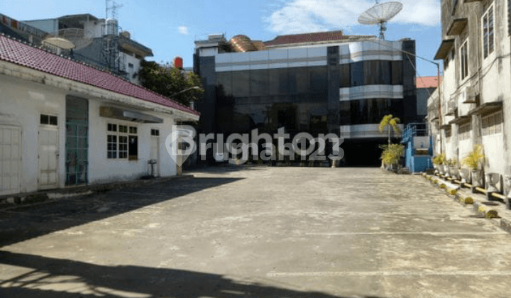 Ruang Usaha Serbaguna Area Premium Tengah Kota (baca Deskripsi)