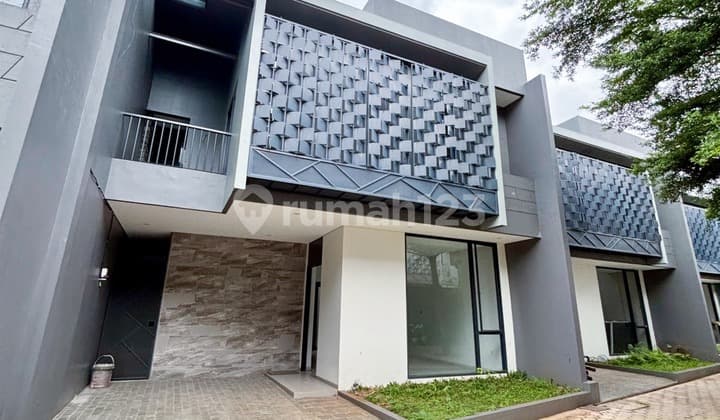 RUMAH BRAND NEW SIAP HUNI DALAM TOWN HOUSE BINTARO, TANGERANG SELATAN