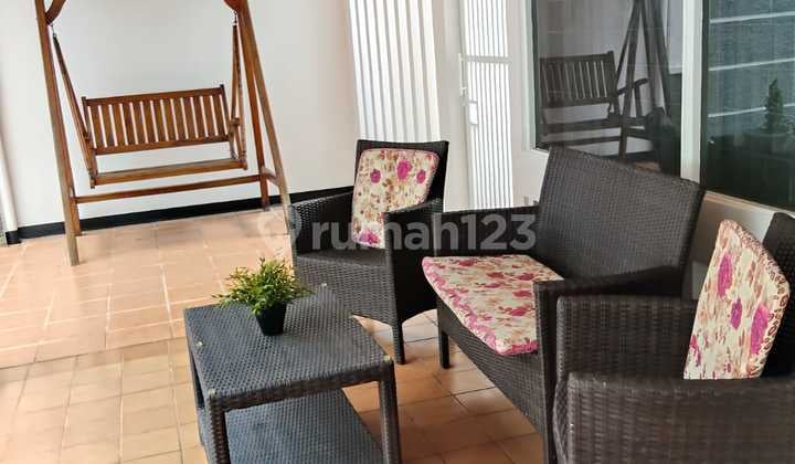 Disewakan Rumah 1 Lantai Siap Huni di Jl Wijaya Jakarta Selatan (Min 1Th)