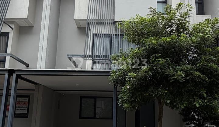Rumah Indah Modern 2 Lantai Siap Huni di Invesihaus Tabebuya, BSD City, Tangerang