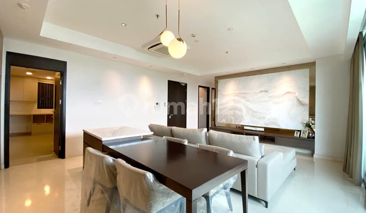 Rare 3 BR Premium Facility Apartment in Wang Residence, Kedoya - West Jakarta