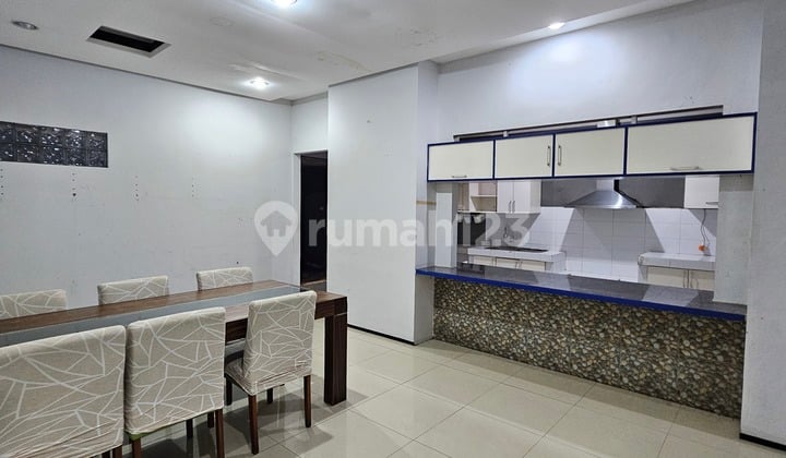 Rumah Sewa Bagus Siap Huni di Meruya Selatan, Jakarta Barat