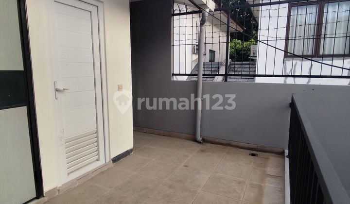 Rumah 2 Lantai Siap Huni Dalam Cluster Amarilla di BSD Avani, Tangerang
