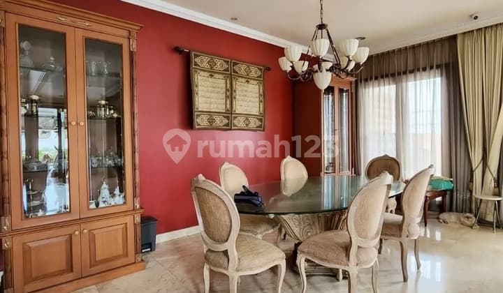 Rumah Mewah 2 Lantai Siap Huni di Kawasan Elite Pondok Indah- Jakarta Selatan