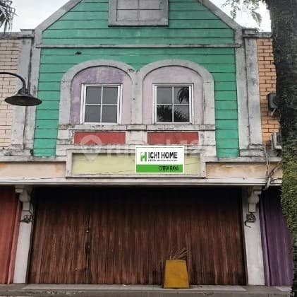 For Lease Shop House in a Very Strategic Location in the Citra Raya Area