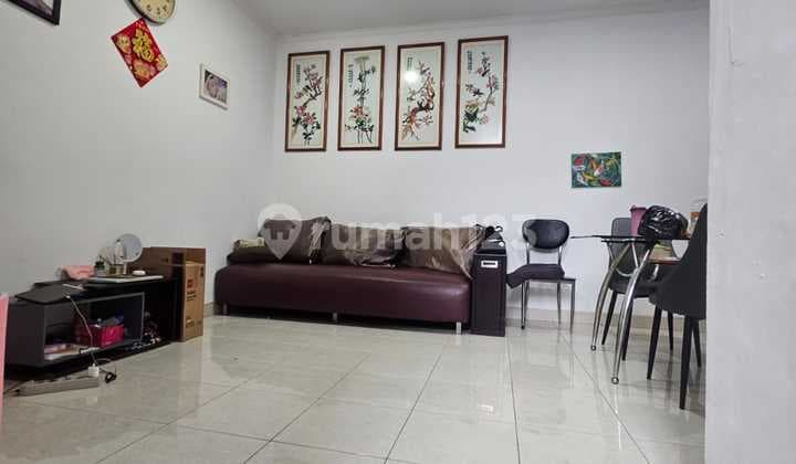 For Sale 2-Story House In Taman Grisenda