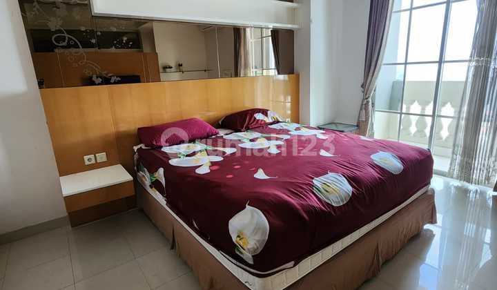 Disewakan Studio Belleza Apartemen. Tinggal Bawa Koper@Saja