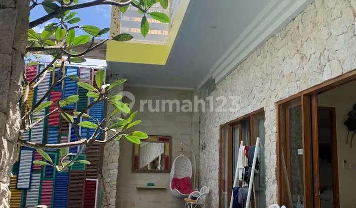Vila Mewah 4kt Di Kuta Selatan