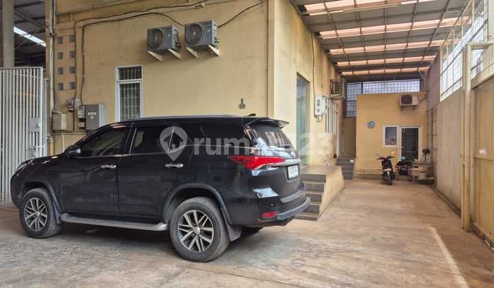 Disewakan Gudang Kavling Dpr Cipondoh