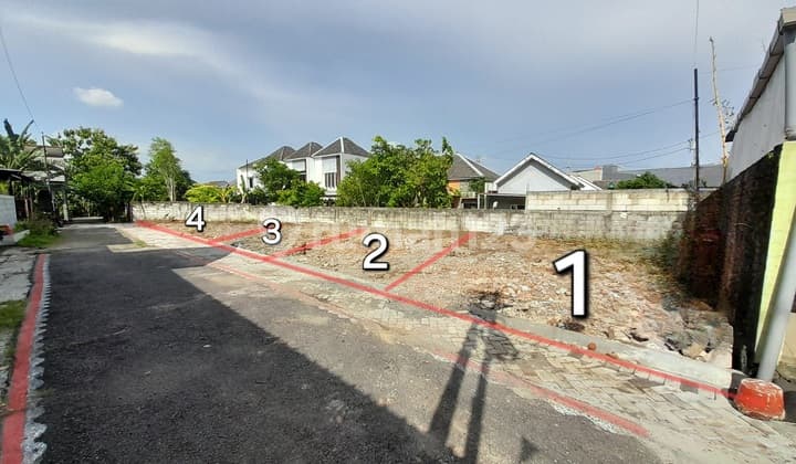 Rumah Berlian Sambiroto Dekat Kampus Unimus Semarang