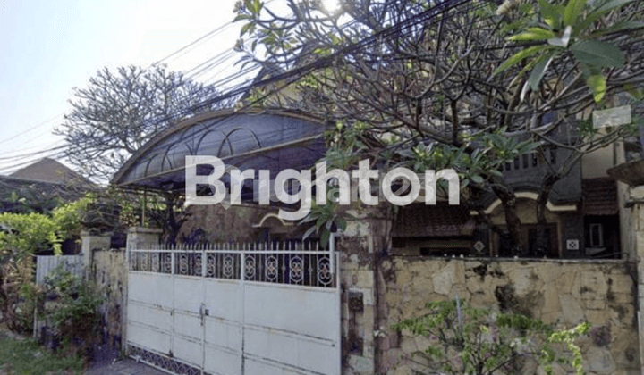 Dijual Rumah 2 Lantai - Lokasi Strategis, Siap Huni