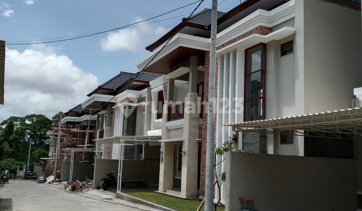 2-Storey Cluster House with River View in Denpasar