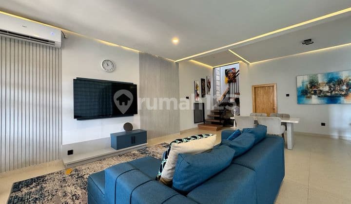 Newly Renovated Modern Villa in Prime Location Seminyak — Ideal for Private Living or Investment