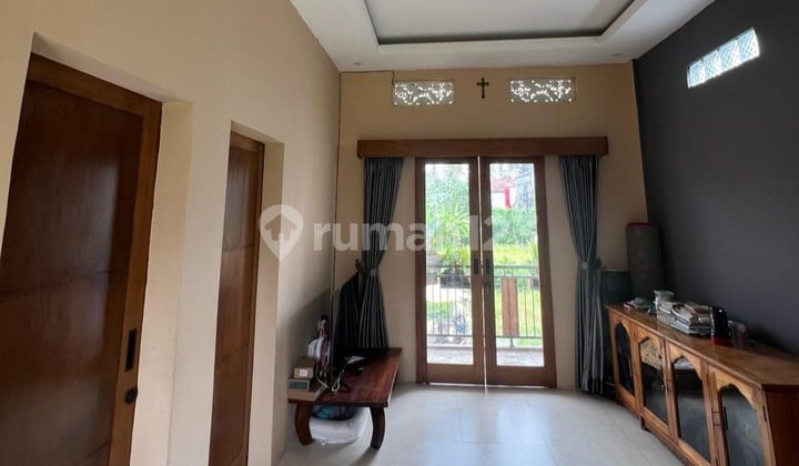 Rumah Dekat Air Terjun Tegenungan - Blahbatuh, Gianyar