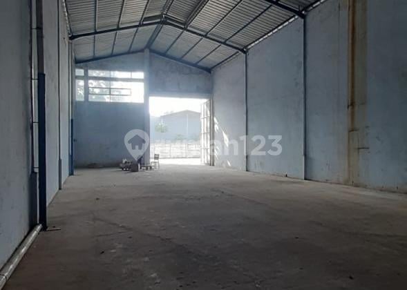 Warehouse for Rent in Kamal Business Center Warehouse Complex