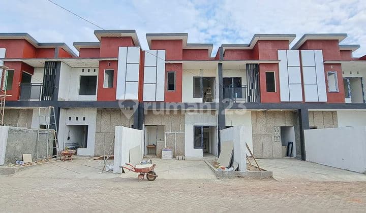 Rumah 2 Lantai Termurah di Sekitarnya HGB