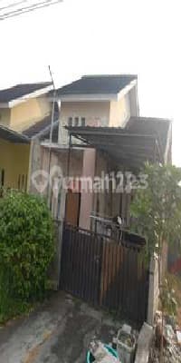 Rumah Aset Bank Lelang Kpknl Surabaya Didalam Perumahan Mengati